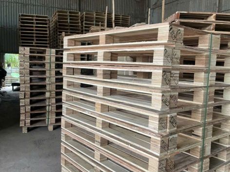 Pallet Ván Ép 4 Hướng Xe Nâng ( 1100 x 1200 x 120mm )