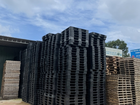 MUA BÁN PALLET NHỰA BÌNH DƯƠNG