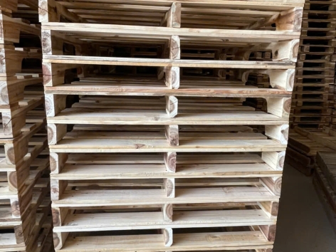 Pallet Gỗ Tràm 3 Đố 4 Hướng